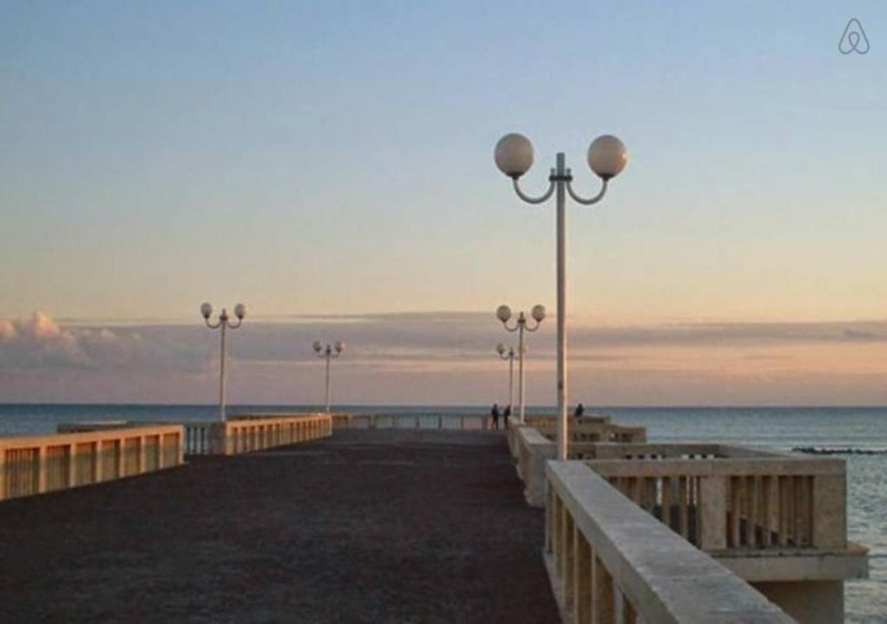Delightful Apartment Close To The Center Lido di Ostia Exterior foto